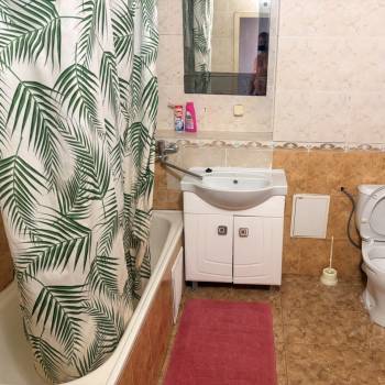 Сдается 2-х комнатная квартира, 86 м²
