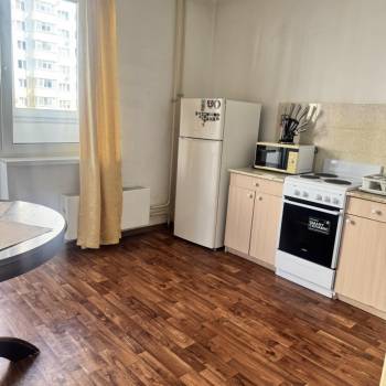 Сдается 1-комнатная квартира, 37,4 м²