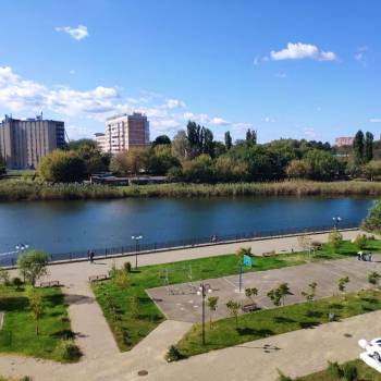 Сдается 1-комнатная квартира, 55 м²