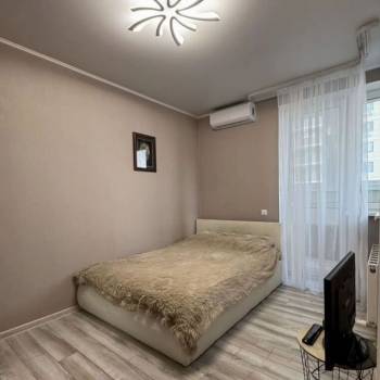 Сдается 1-комнатная квартира, 42 м²