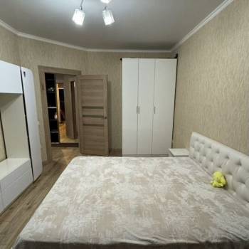 Сдается 1-комнатная квартира, 43 м²