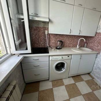 Сдается 1-комнатная квартира, 37 м²