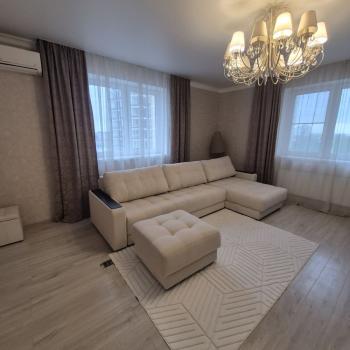 Сдается 2-х комнатная квартира, 75,5 м²