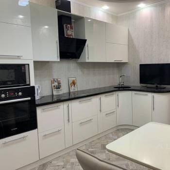 Сдается 1-комнатная квартира, 50 м²