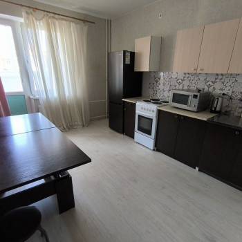 Сдается 1-комнатная квартира, 37 м²