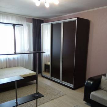 Сдается 1-комнатная квартира, 37 м²