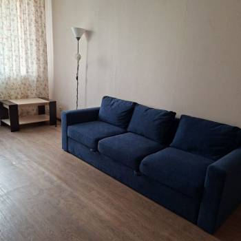 Сдается 1-комнатная квартира, 51,7 м²