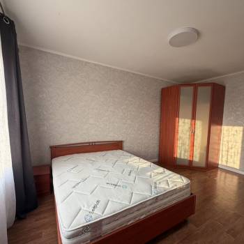 Сдается 1-комнатная квартира, 44 м²