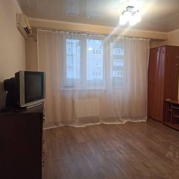 Сдается 1-комнатная квартира, 40,7 м²