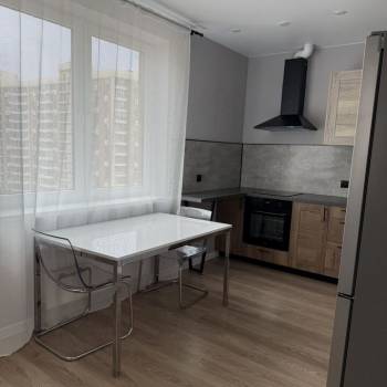 Сдается 2-х комнатная квартира, 64,8 м²