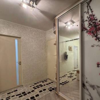 Продается 2-х комнатная квартира, 58,3 м²