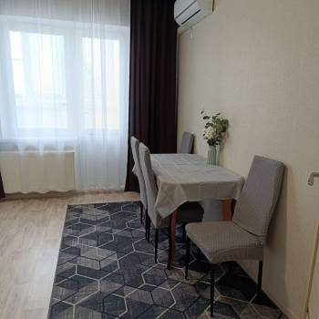 Сдается 2-х комнатная квартира, 67 м²