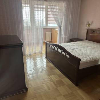 Сдается Многокомнатная квартира, 102,8 м²