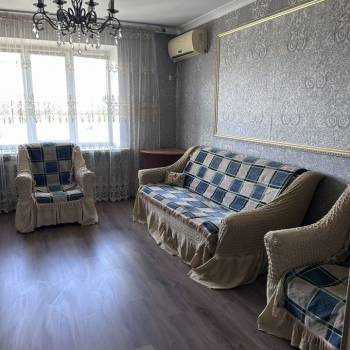 Сдается Многокомнатная квартира, 70 м²