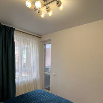 Продается 1-комнатная квартира, 36 м²