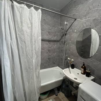 Сдается 1-комнатная квартира, 35,8 м²