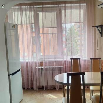 Сдается 1-комнатная квартира, 45,3 м²