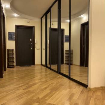 Сдается Многокомнатная квартира, 90 м²