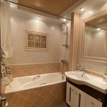 Сдается Многокомнатная квартира, 90 м²
