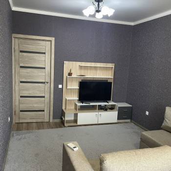 Сдается 1-комнатная квартира, 41,3 м²
