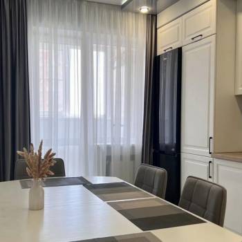 Сдается 2-х комнатная квартира, 65,8 м²