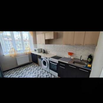 Сдается 1-комнатная квартира, 45 м²