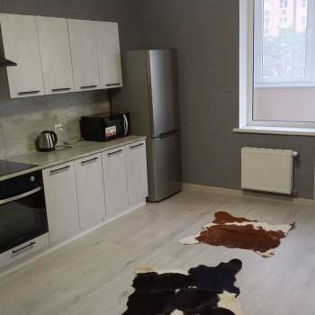 Сдается 2-х комнатная квартира, 64 м²