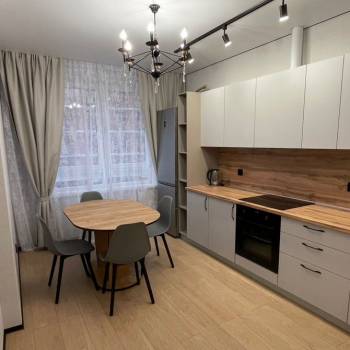Сдается 1-комнатная квартира, 38 м²
