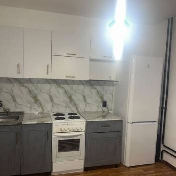 Сдается 1-комнатная квартира, 45 м²