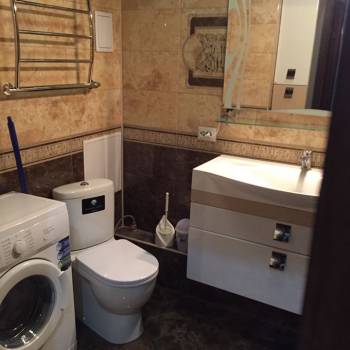 Сдается 1-комнатная квартира, 42 м²