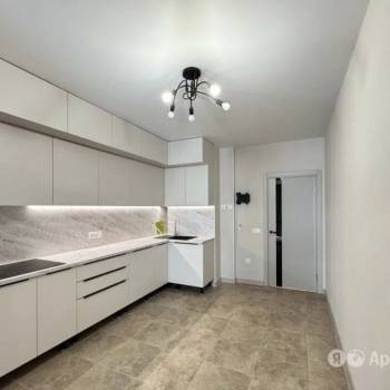 Сдается 1-комнатная квартира, 49 м²