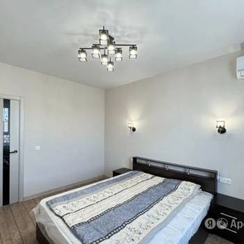 Сдается 1-комнатная квартира, 49 м²