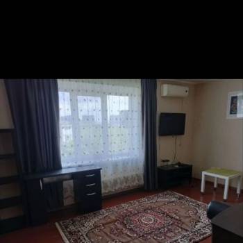 Сдается 1-комнатная квартира, 40 м²