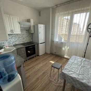 Сдается 2-х комнатная квартира, 59 м²
