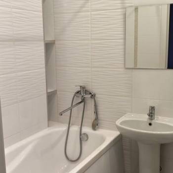 Сдается 1-комнатная квартира, 42 м²