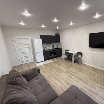 Сдается 1-комнатная квартира, 47 м²