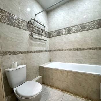 Сдается 1-комнатная квартира, 42 м²