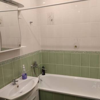 Сдается 2-х комнатная квартира, 64 м²