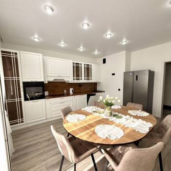 Продается 2-х комнатная квартира, 69 м²