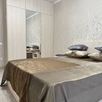 Сдается 2-х комнатная квартира, 65 м²