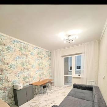 Сдается 1-комнатная квартира, 63 м²