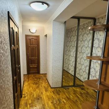 Сдается 2-х комнатная квартира, 65 м²