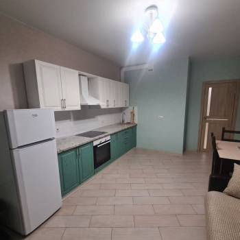 Сдается 1-комнатная квартира, 55 м²
