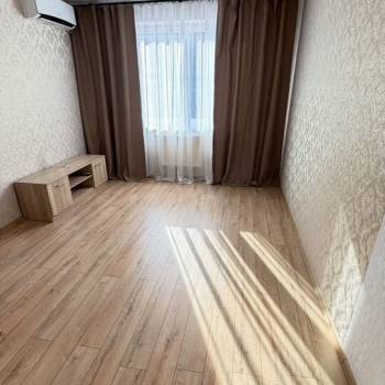 Продается 1-комнатная квартира, 32,5 м²