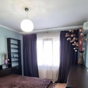 Сдается 2-х комнатная квартира, 70 м²