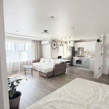 Сдается Многокомнатная квартира, 80 м²