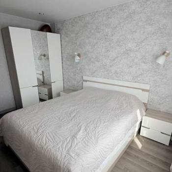 Сдается Многокомнатная квартира, 80 м²