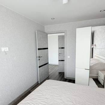Сдается Многокомнатная квартира, 80 м²