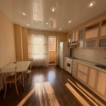 Сдается 1-комнатная квартира, 48,9 м²