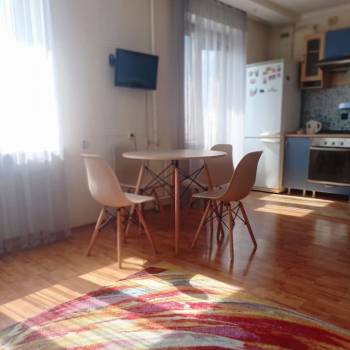 Сдается 2-х комнатная квартира, 56 м²
